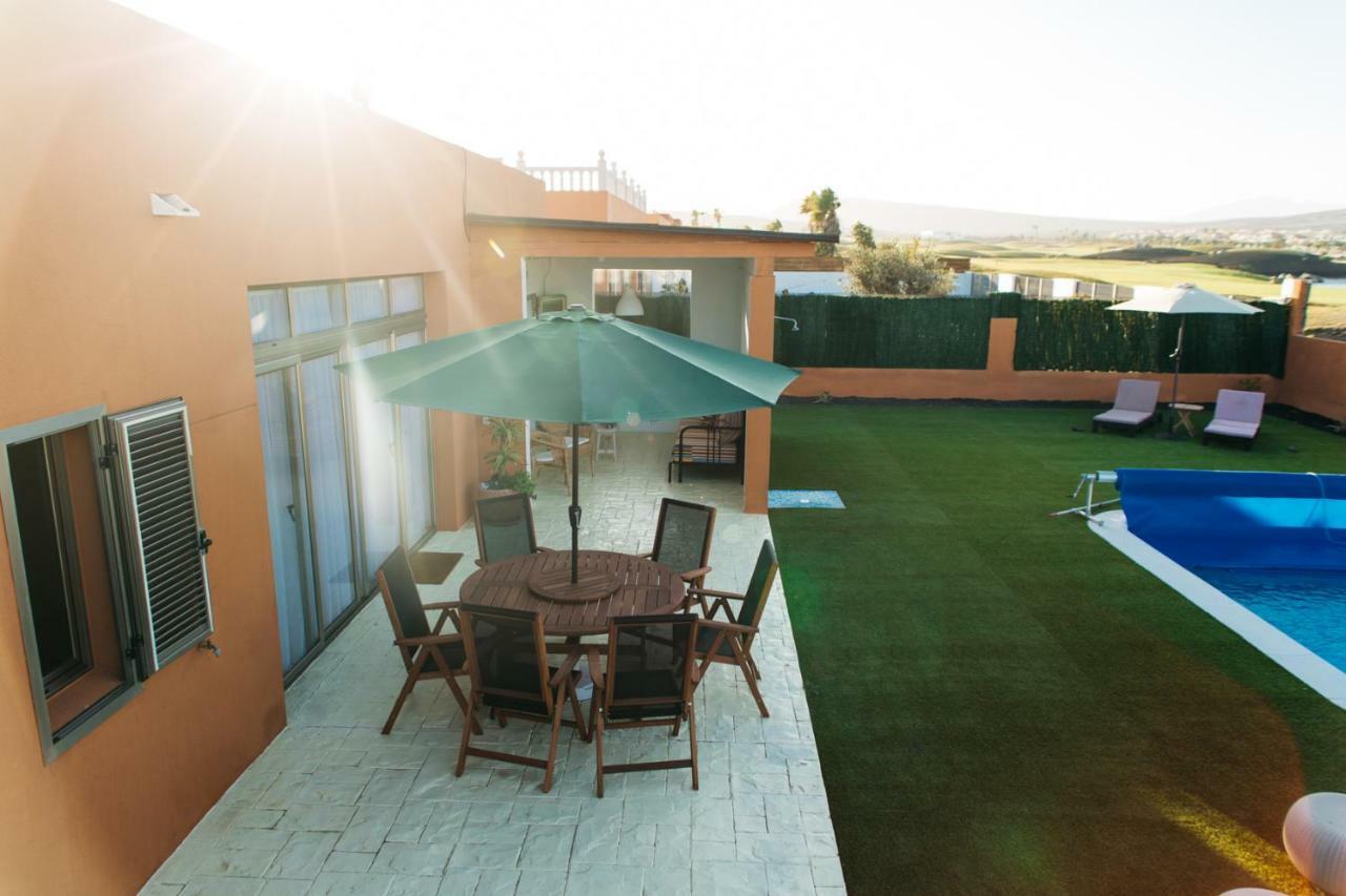 Eco Villa White Suite With Climatized Pool Caleta De Fuste Εξωτερικό φωτογραφία